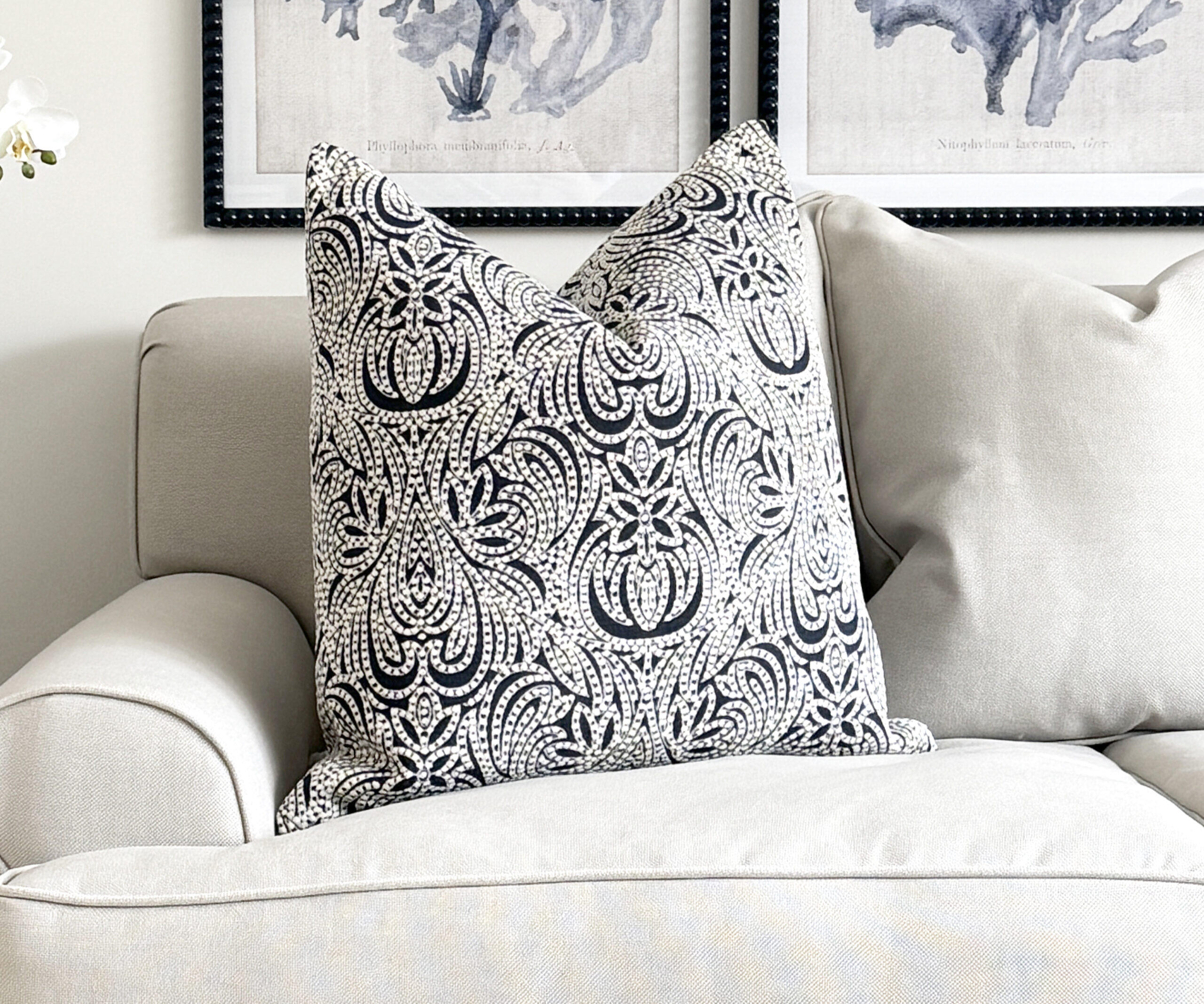 Cushion - Isabella Ink 56x56cm