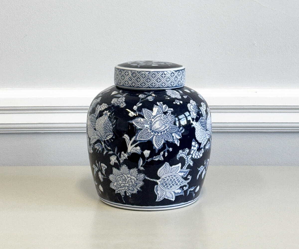 8.5" Antibes Jar with Lid