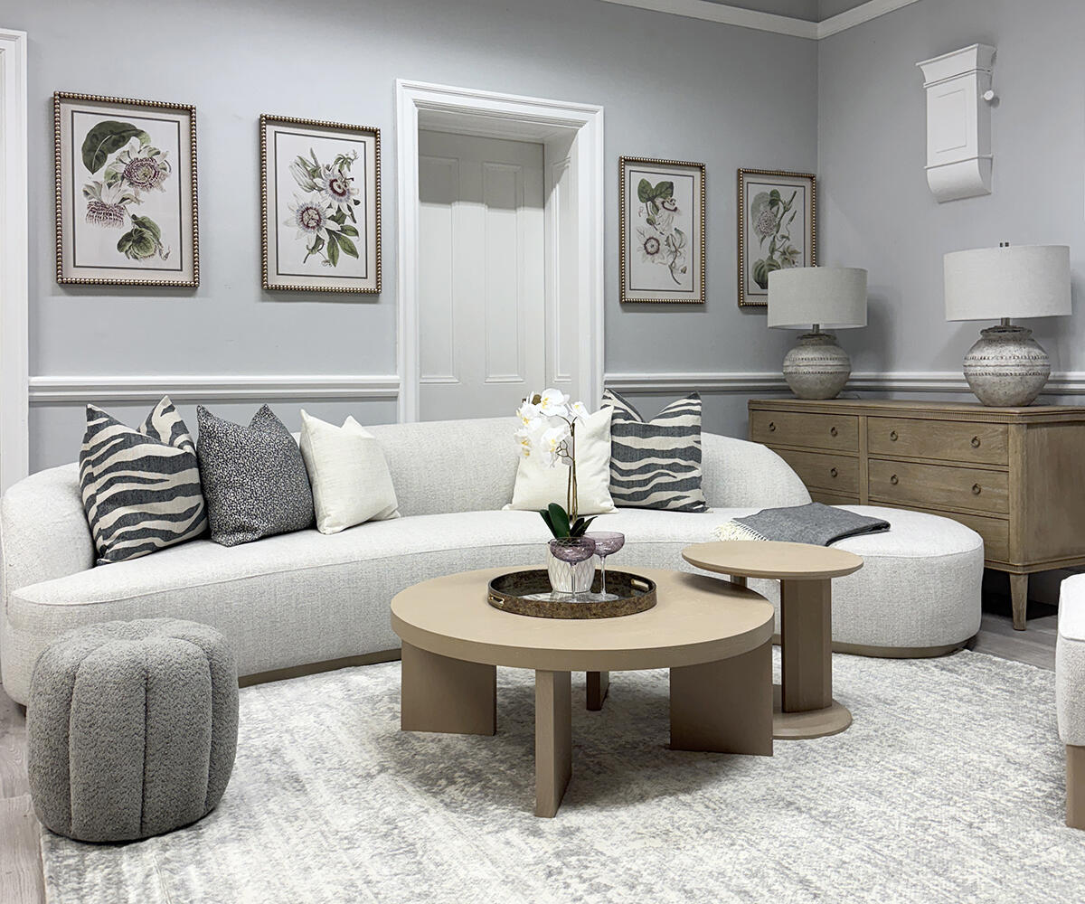 Amalfi Right Hand Sofa in Silver