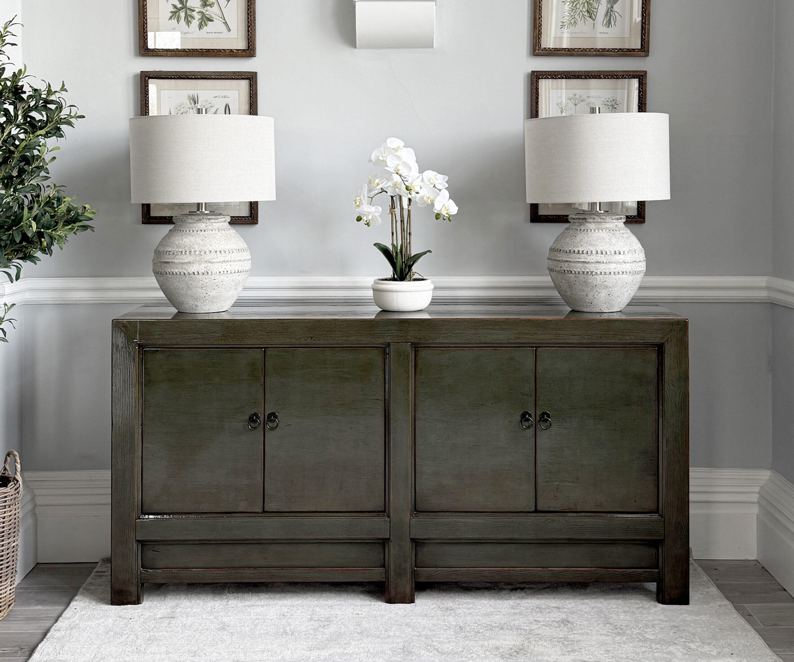 Oriental Style Suzhou 4 Door Sideboard in Moss