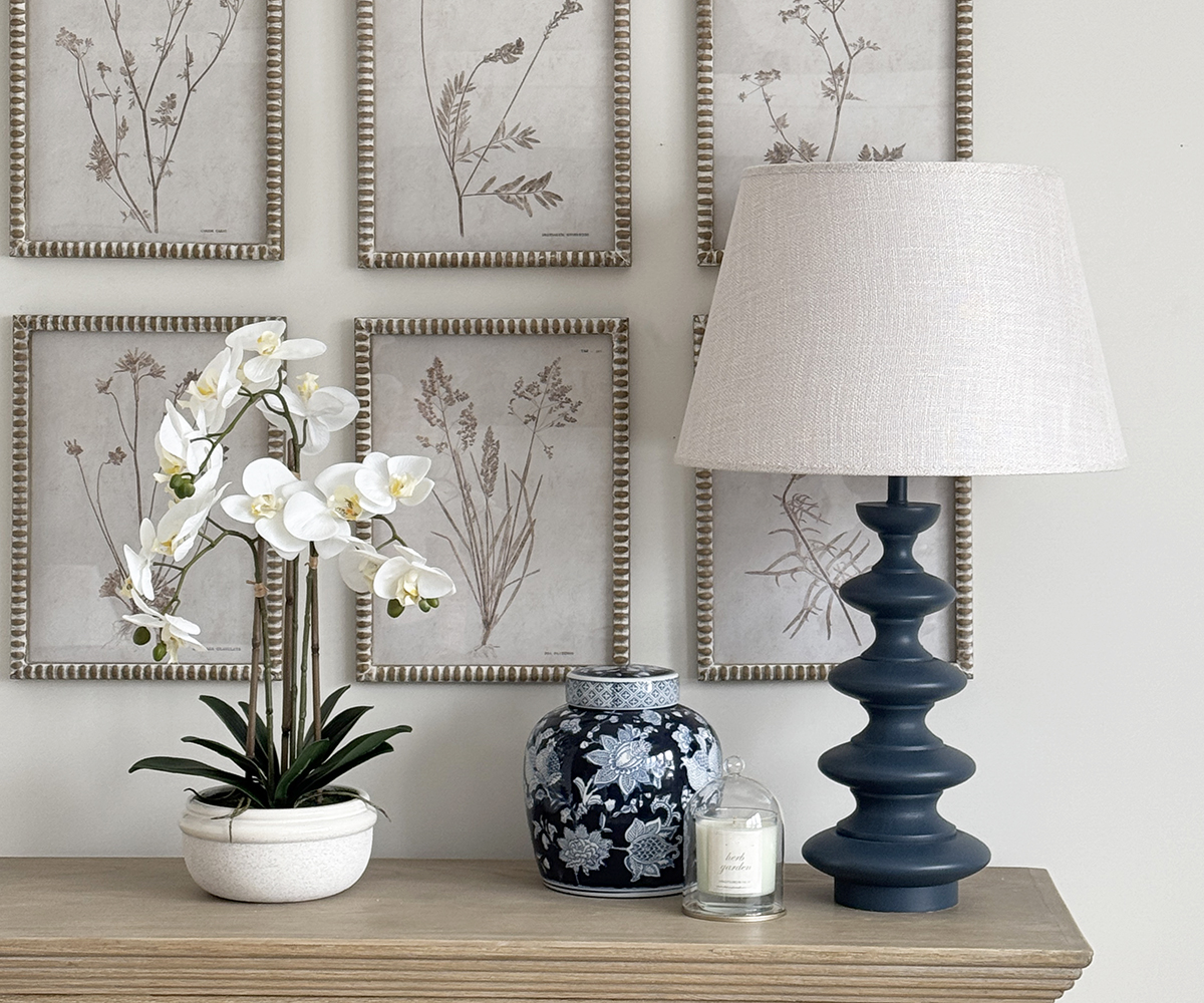 Tobius Table Lamp in Stiffkey Blue with Linen Shade