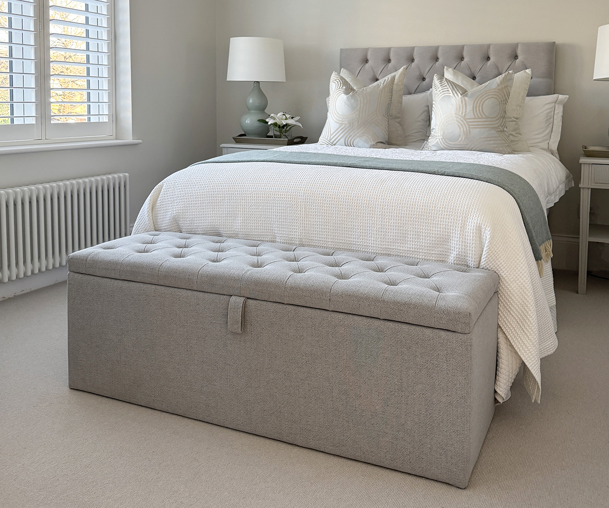 Tufted Blanket Box in Fog